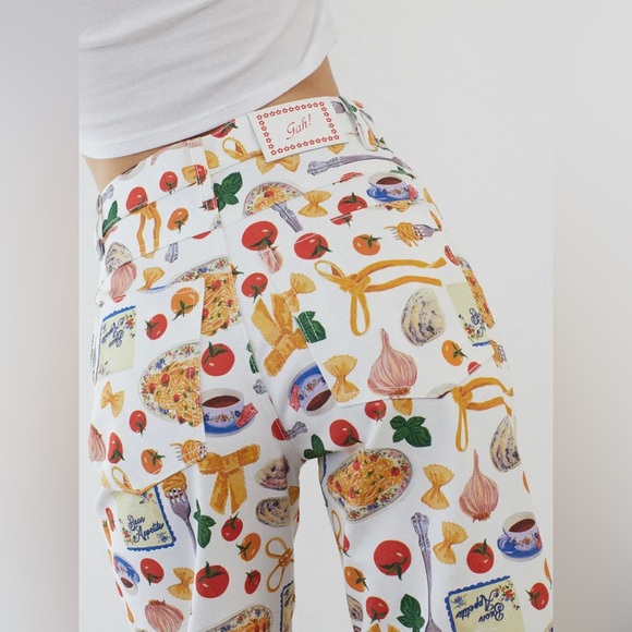 New Lisa Says Gah Robyn jeans in buon appetito print - Picture 5 of 12